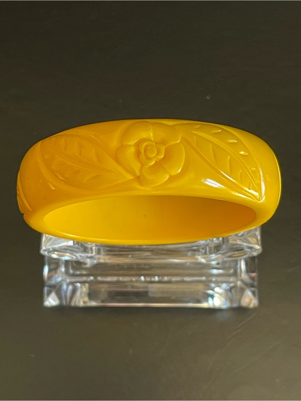 Vintage Yellow Floral Carved lucite Bangle Bracelet